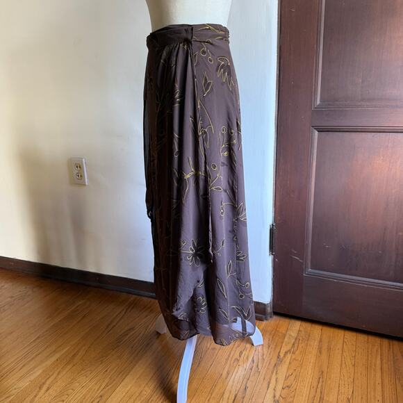 MAXMARA | 90s Vintage Brown Silk Hand Painted Floral Midi Wrap Skirt | Size 6 - Picture 2 of 6
